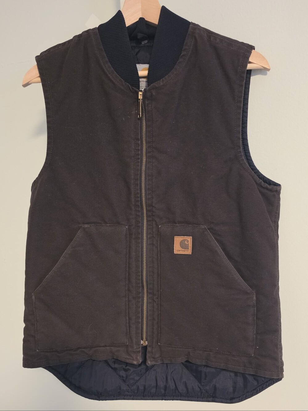 Carhartt V02 DKB Sandstone Duck Vest Small Regular Dark Brown Quilt Lined